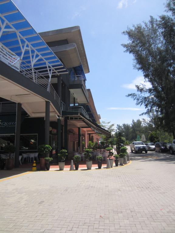 Waterfront Boutique Hotel Port Dickson Exteriör bild